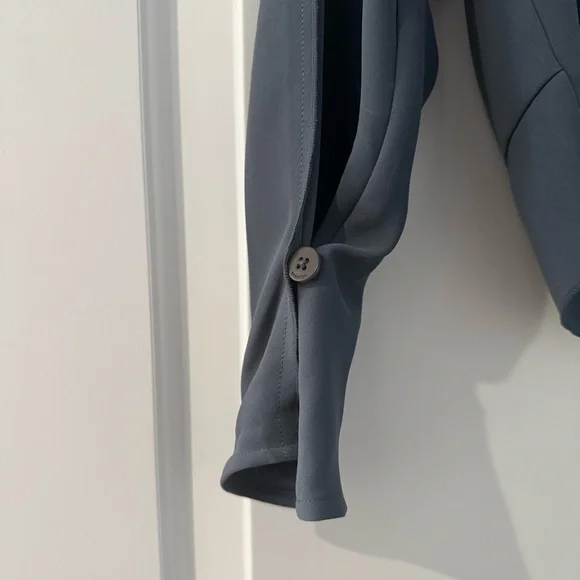 NWOT - Aritzia Babaton Martin Blouse in Dark Slate - Picture 6 of 10